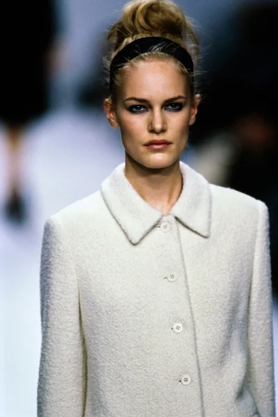 Look 28